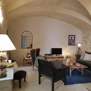 arles-rental-cote-forum.fr-provencehotel.com/