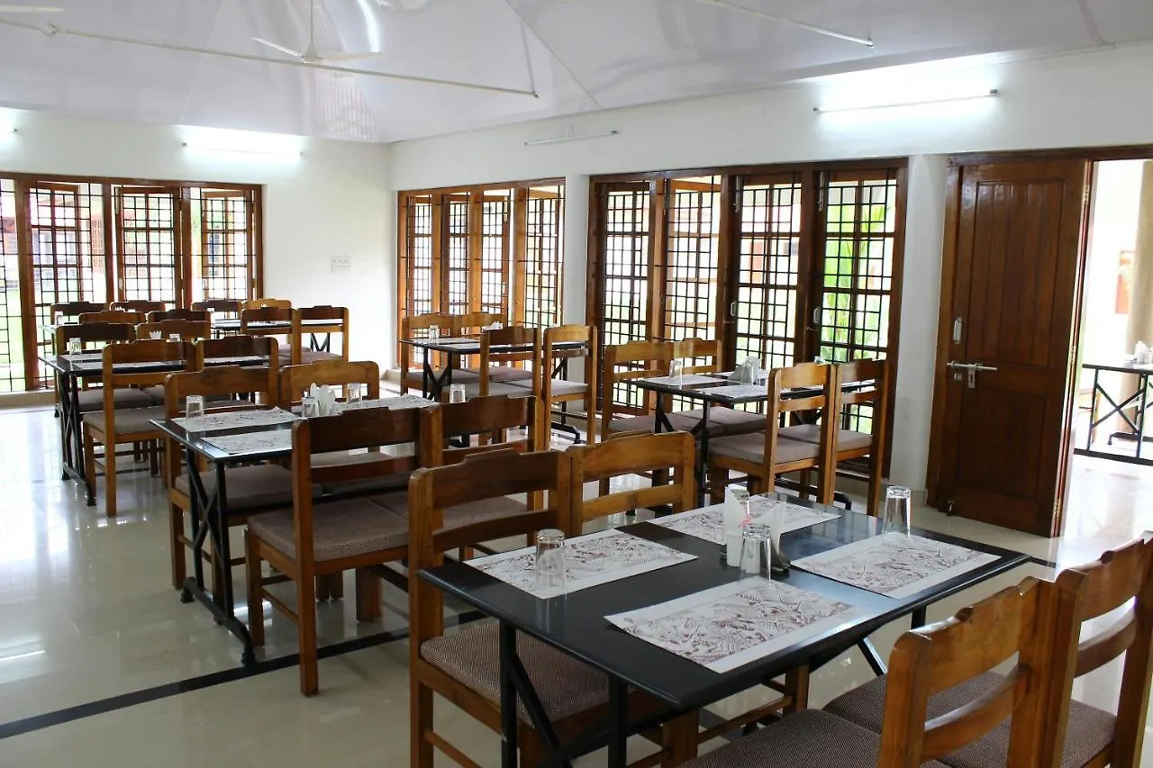 Alappuzha Ktdc Kumarakom Gateway Resort הודו